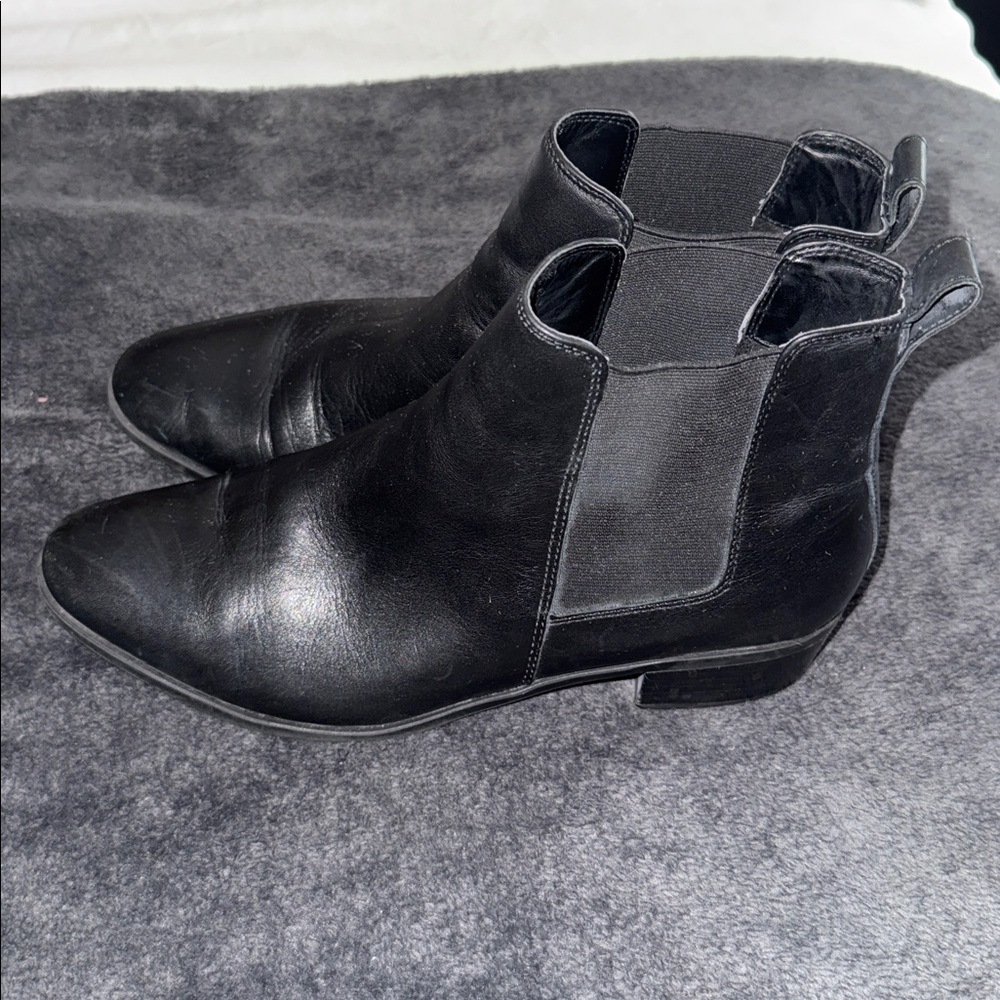 Steve Madden Dover Chelsea boot